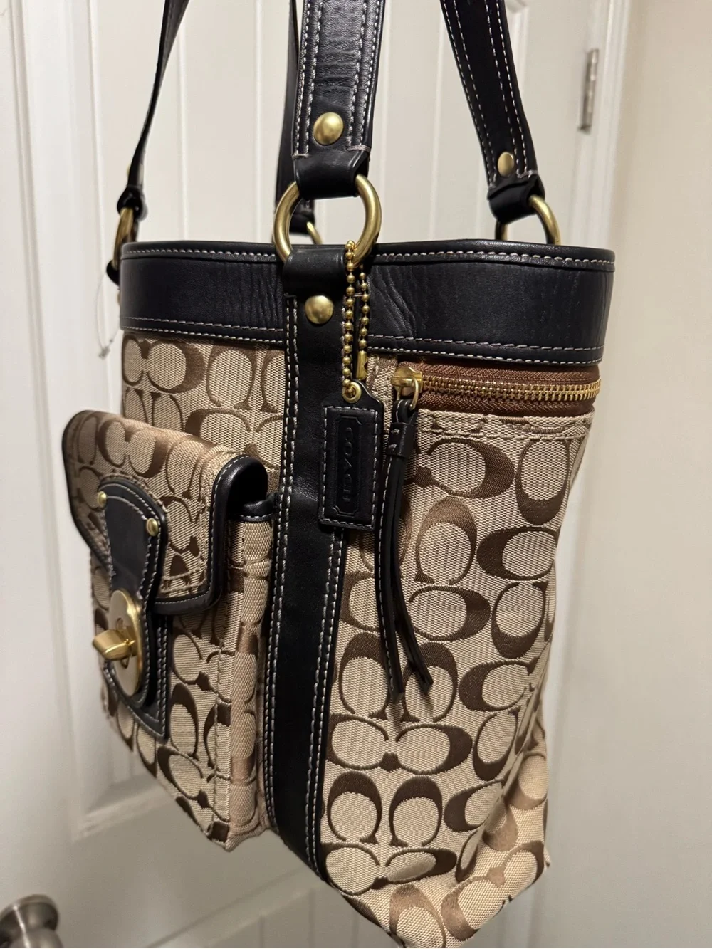 Vintage Coach F12889 Signature Legacy 65th Anniversary Large Tote Bag from 2006 - Picture 3 of 6